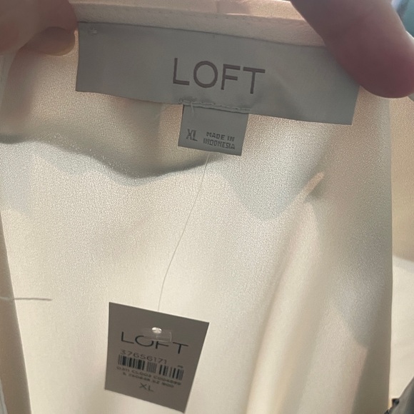 Loft Cream Ruffle Blouse - Picture 6 of 7